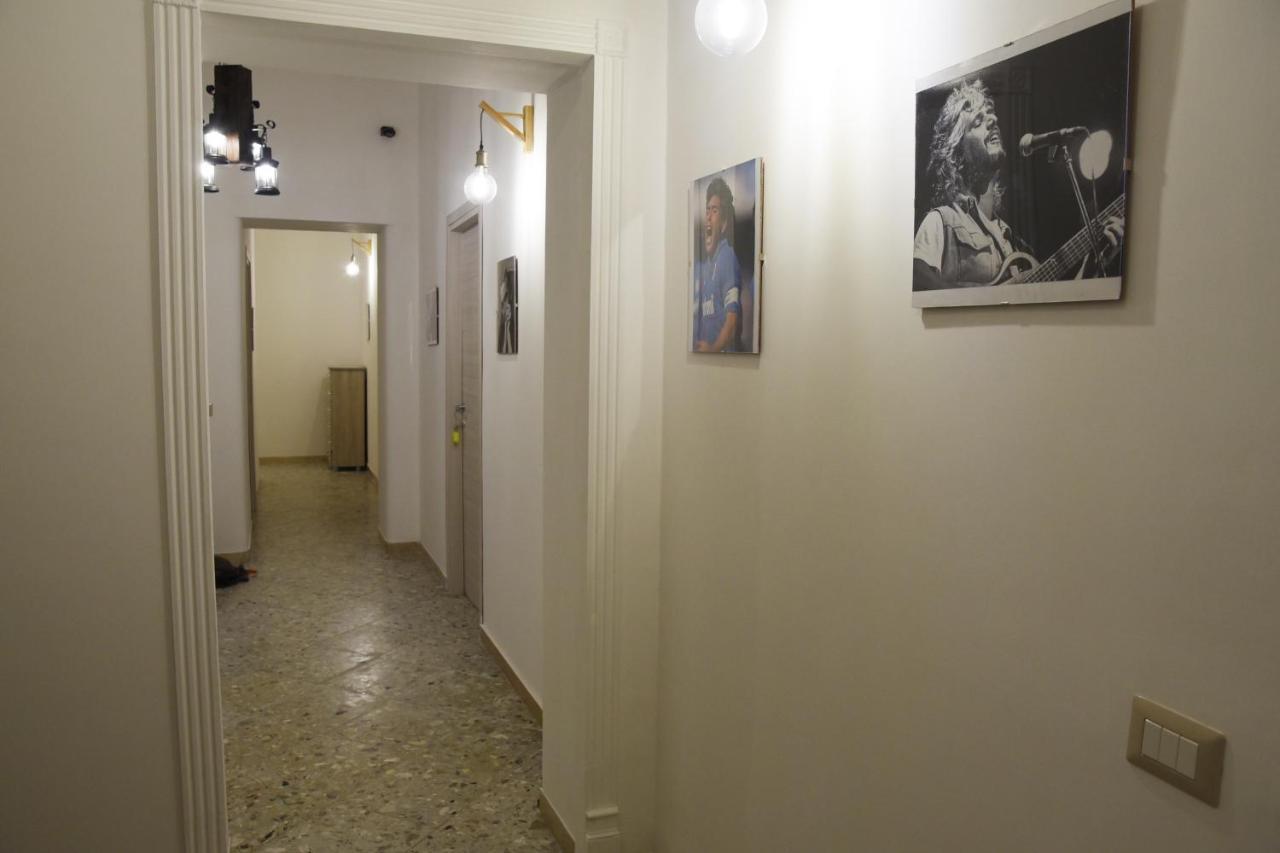 Couette-café Napul'e Naples